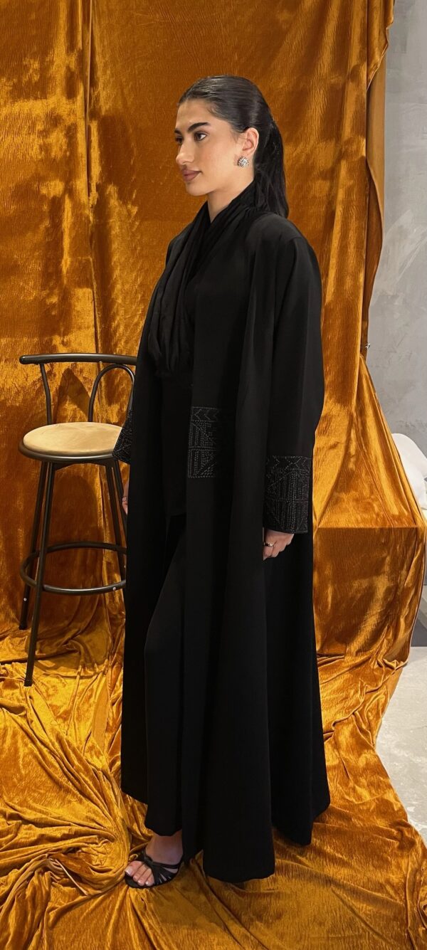 Black A line Cut Abaya