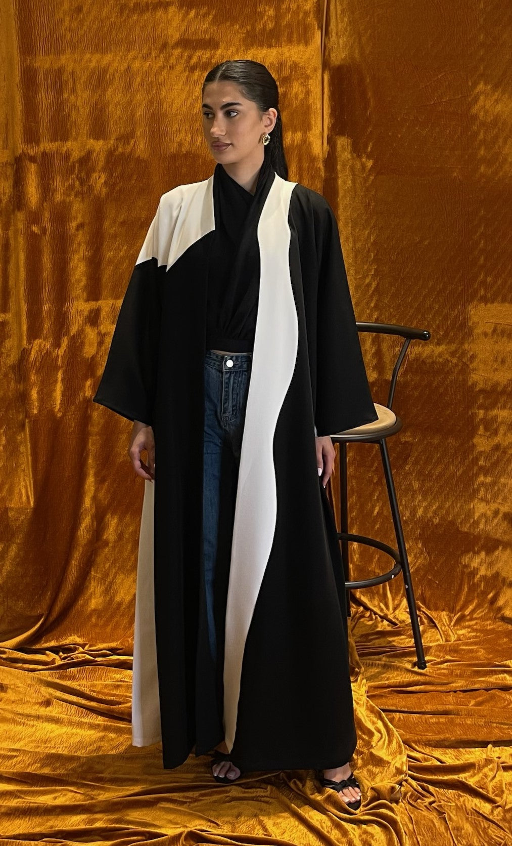 Black and White Abaya