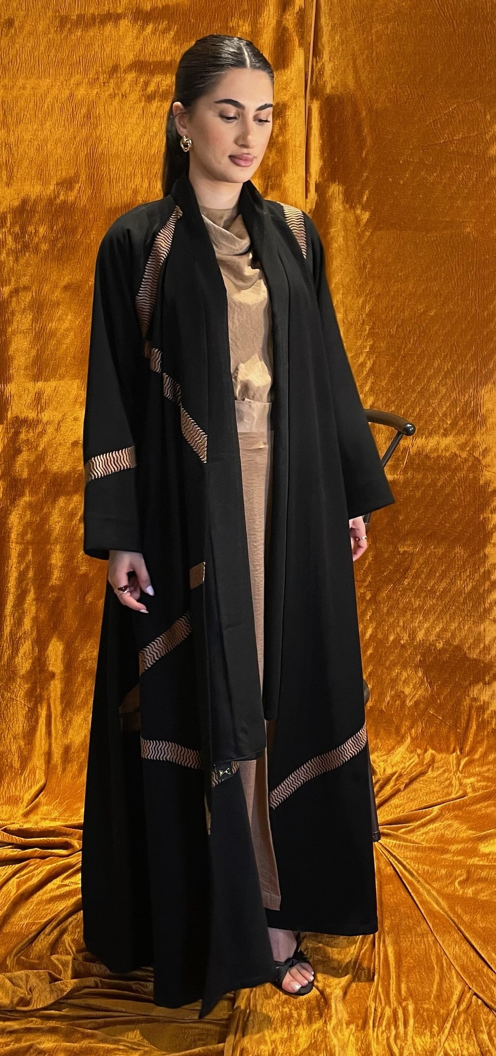 Brown Cross Lines Abaya