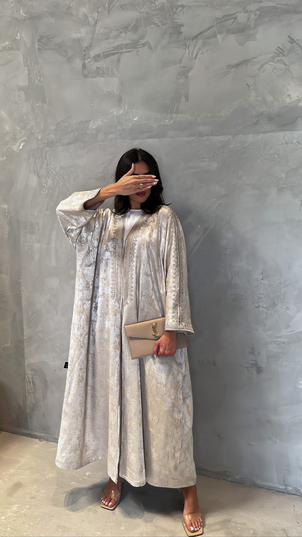 Linen Bisht Abaya