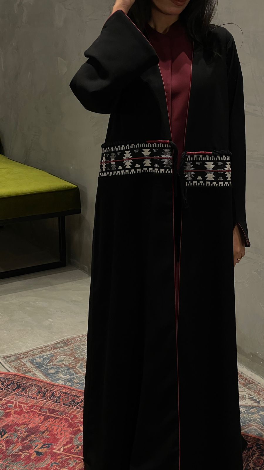 Sadu Tassles Abaya